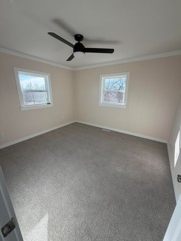 1207 Washington Avenue, West Plains, MO 65775