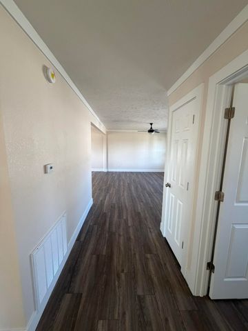 1207 Washington Avenue, West Plains, MO 65775