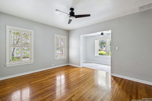 102 Nacogdoches, San Antonio, TX 78209