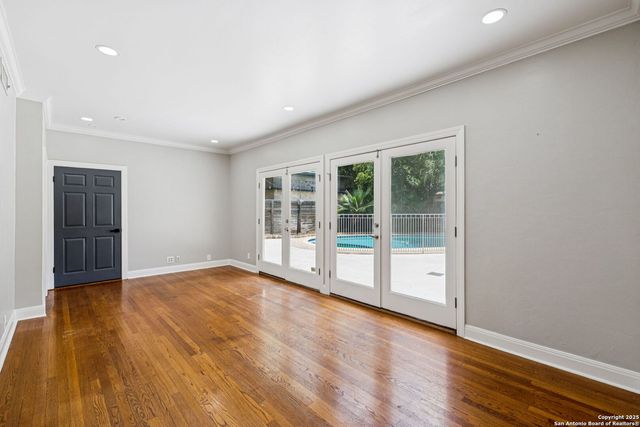 102 Nacogdoches, San Antonio, TX 78209