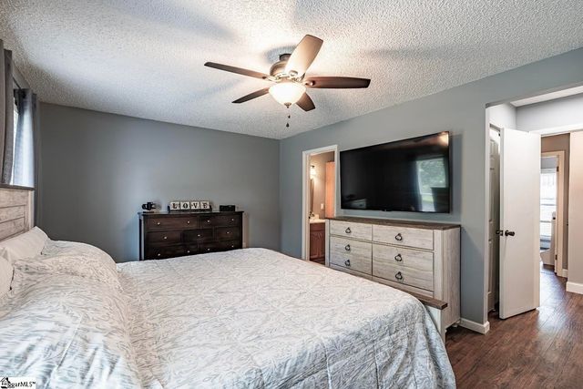 104 Burlington Avenue, Greenville, SC 29650