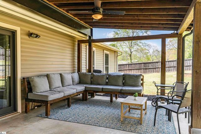 104 Burlington Avenue, Greenville, SC 29650