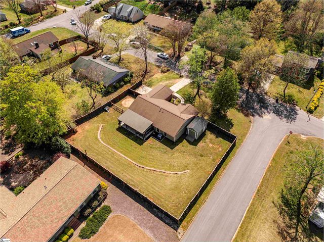 104 Burlington Avenue, Greenville, SC 29650