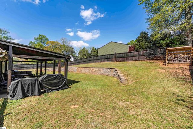 104 Burlington Avenue, Greenville, SC 29650