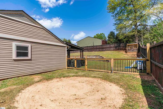 104 Burlington Avenue, Greenville, SC 29650