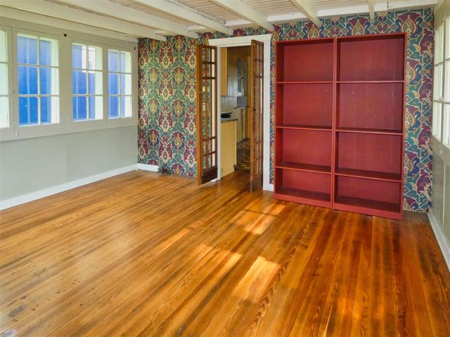 5511 Lakewood Street, Coloma, MI 49038