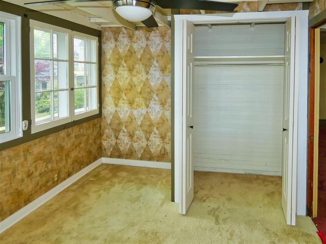 5511 Lakewood Street, Coloma, MI 49038