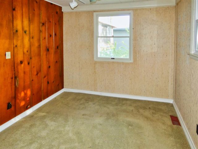 5511 Lakewood Street, Coloma, MI 49038