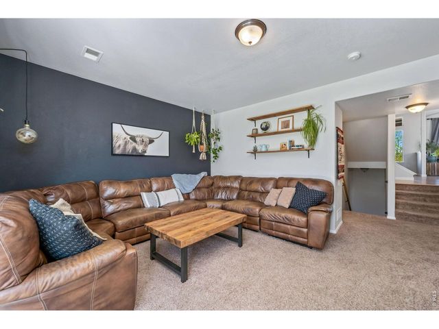2243 Ballard Ln, Fort Collins, CO 80524