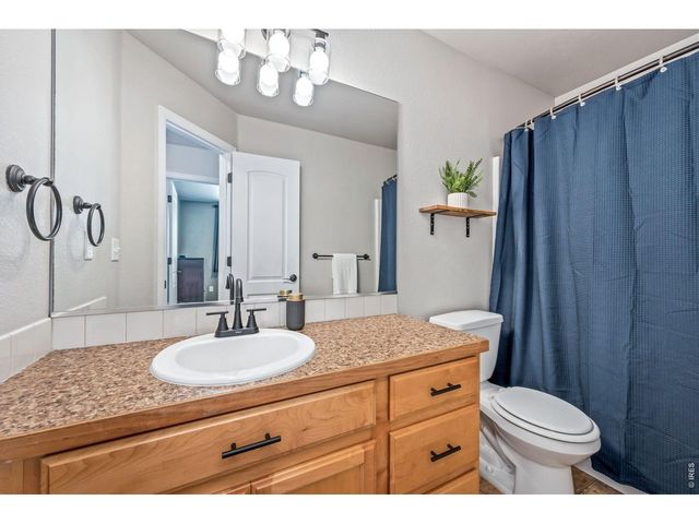 2243 Ballard Ln, Fort Collins, CO 80524