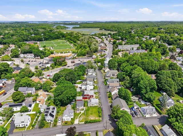 35 School St, Weymouth, MA 02189