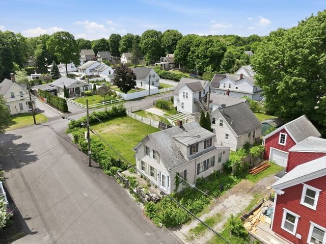 35 School St, Weymouth, MA 02189
