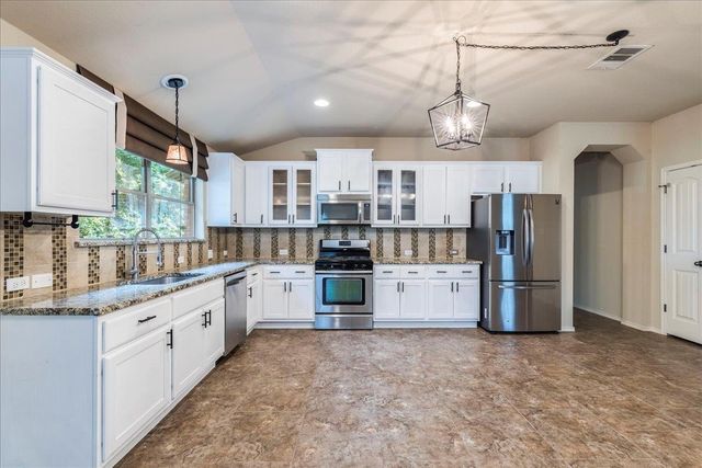 191 Ghost CRK, Buda, TX 78610