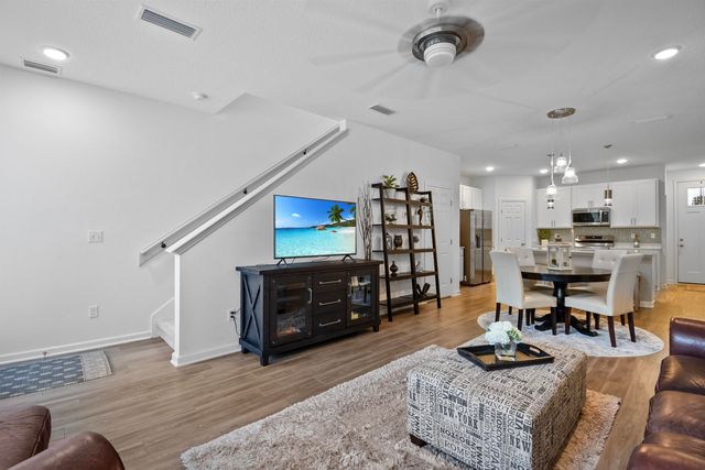 105 Ridge Lake Rd, St Augustine, FL 32086