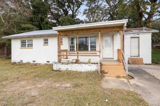 284 Airport Blvd, Pensacola, FL 32503
