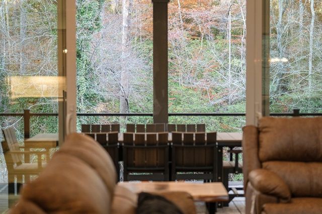 1214 John Abernathy Road, Blairsville, GA 30512