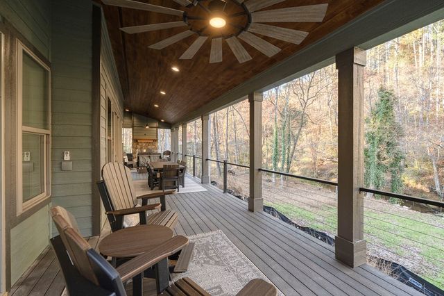 1214 John Abernathy Road, Blairsville, GA 30512
