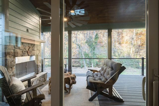 1214 John Abernathy Road, Blairsville, GA 30512