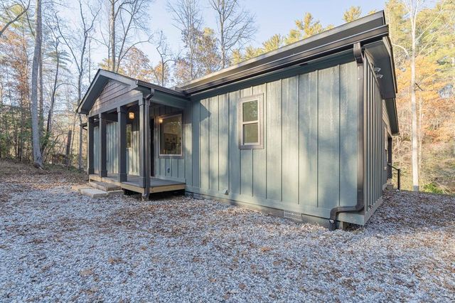 1214 John Abernathy Road, Blairsville, GA 30512