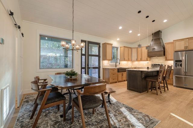 1214 John Abernathy Road, Blairsville, GA 30512