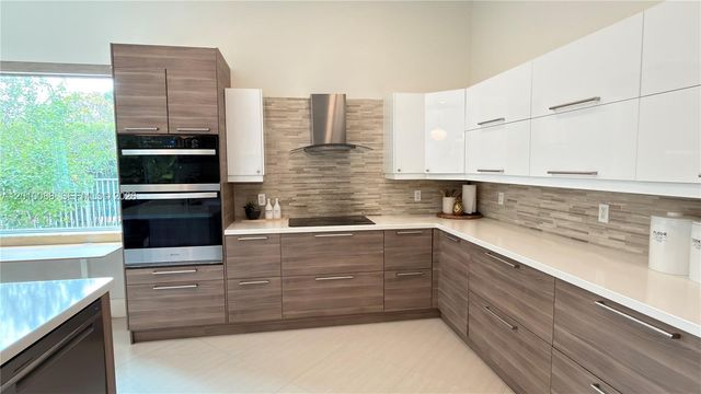 3829 Heron Ridge Ln, Weston, FL 33331