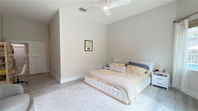 3829 Heron Ridge Ln, Weston, FL 33331