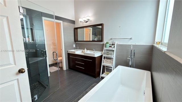 3829 Heron Ridge Ln, Weston, FL 33331