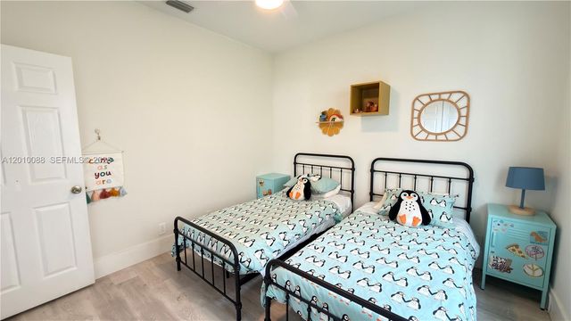 3829 Heron Ridge Ln, Weston, FL 33331