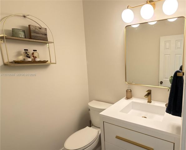 3829 Heron Ridge Ln, Weston, FL 33331