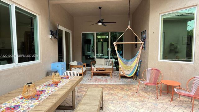 3829 Heron Ridge Ln, Weston, FL 33331