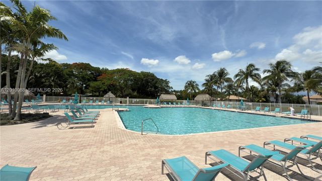 3829 Heron Ridge Ln, Weston, FL 33331