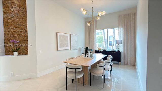 3829 Heron Ridge Ln, Weston, FL 33331