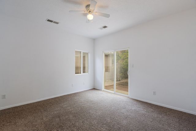 7524 Cricket Hill Drive NE, Albuquerque, NM 87113