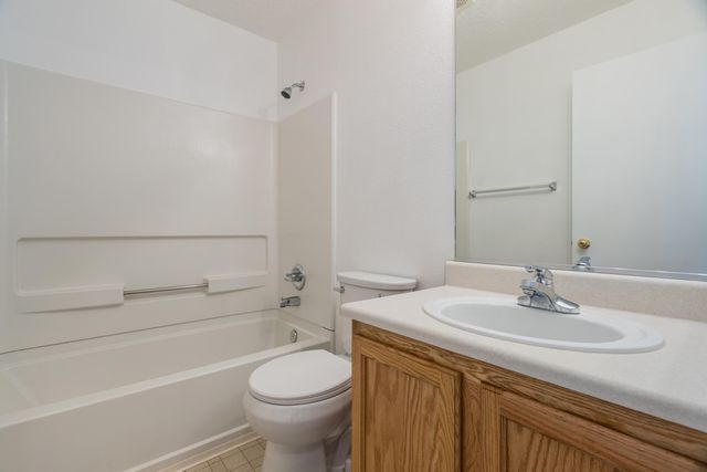 7524 Cricket Hill Drive NE, Albuquerque, NM 87113