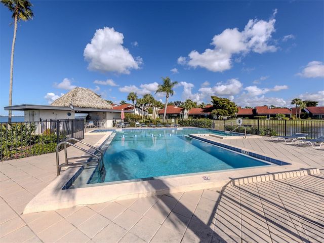 764 SARABAY ROAD 8, Osprey, FL 34229