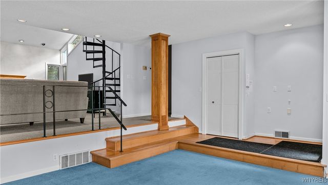 99 June Drive, Elma, NY 14059