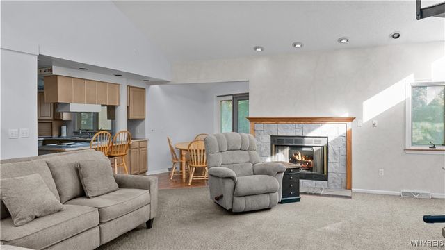 99 June Drive, Elma, NY 14059