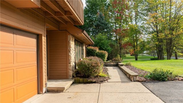 99 June Drive, Elma, NY 14059