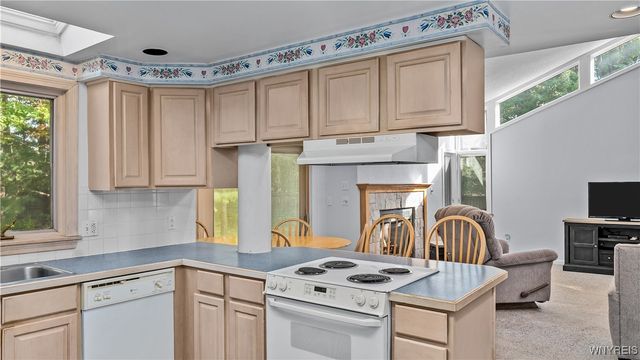 99 June Drive, Elma, NY 14059