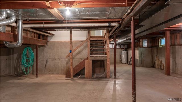 99 June Drive, Elma, NY 14059