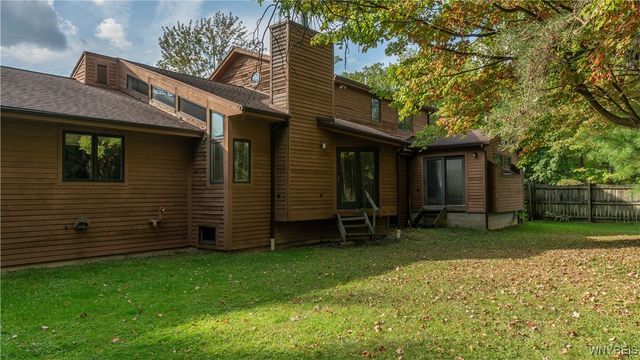 99 June Drive, Elma, NY 14059