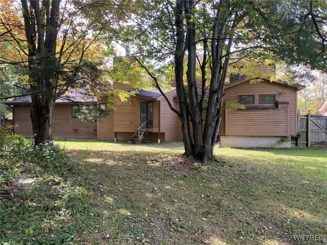 99 June Drive, Elma, NY 14059