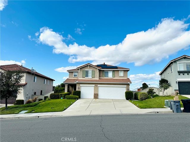 33878 Channel Street, Temecula, CA 92592
