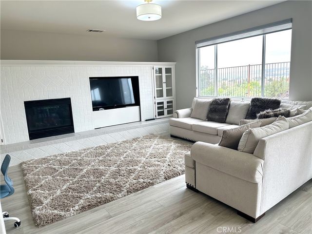 33878 Channel Street, Temecula, CA 92592