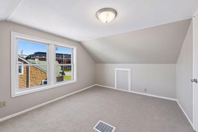 8026 Rose Street, Victoria, MN 55386