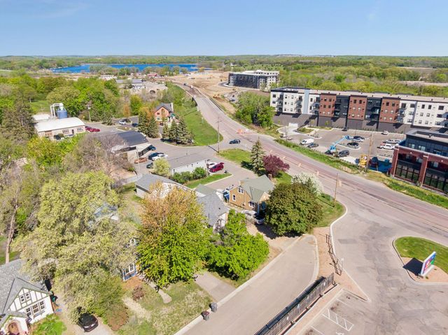8026 Rose Street, Victoria, MN 55386
