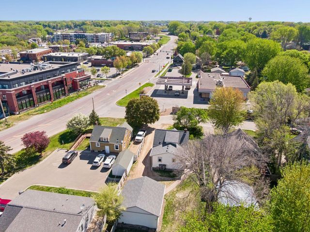8026 Rose Street, Victoria, MN 55386