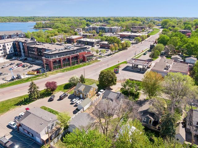 8026 Rose Street, Victoria, MN 55386