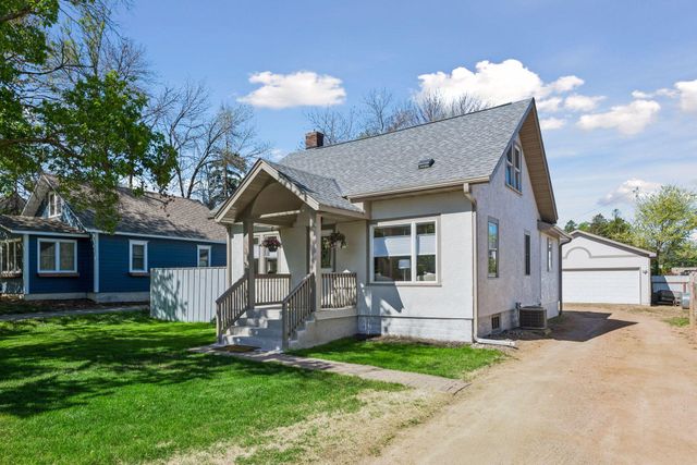 8026 Rose Street, Victoria, MN 55386