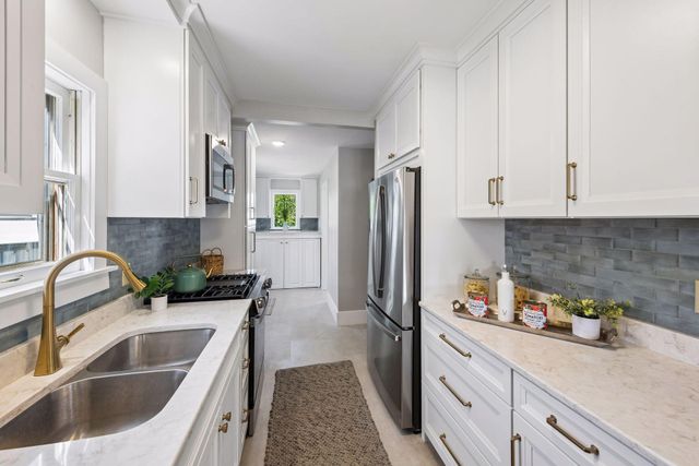 8026 Rose Street, Victoria, MN 55386